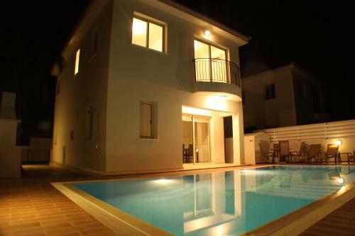 Palm Tree Villas