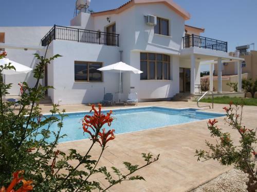 Mariandy Villa 1