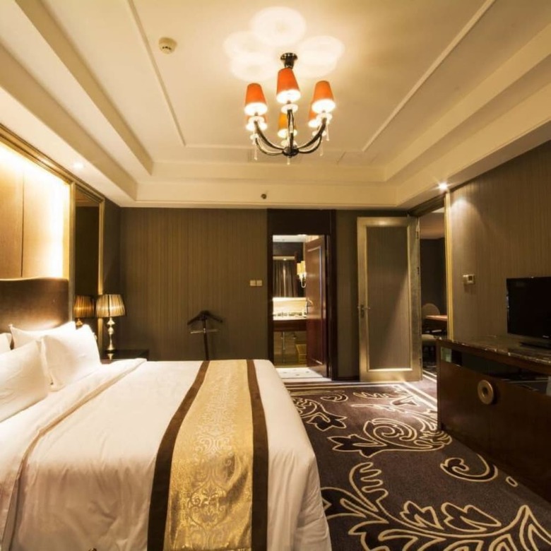 Titan Central Park Hotel