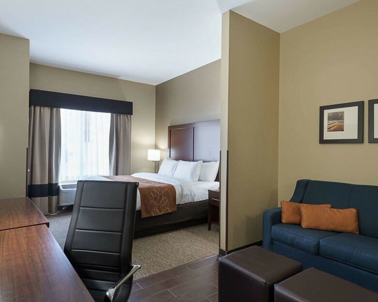 Hotel Comfort Suites Bridgeport - Clarksburg