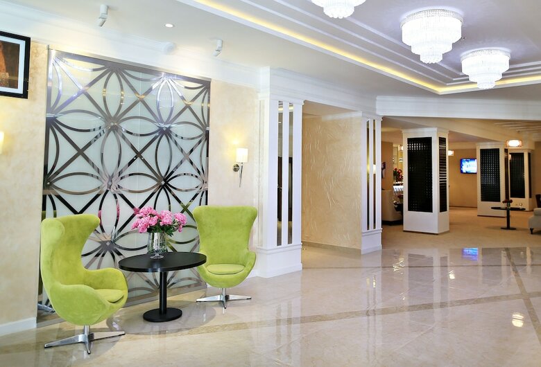 The Avrora Hotel Complex