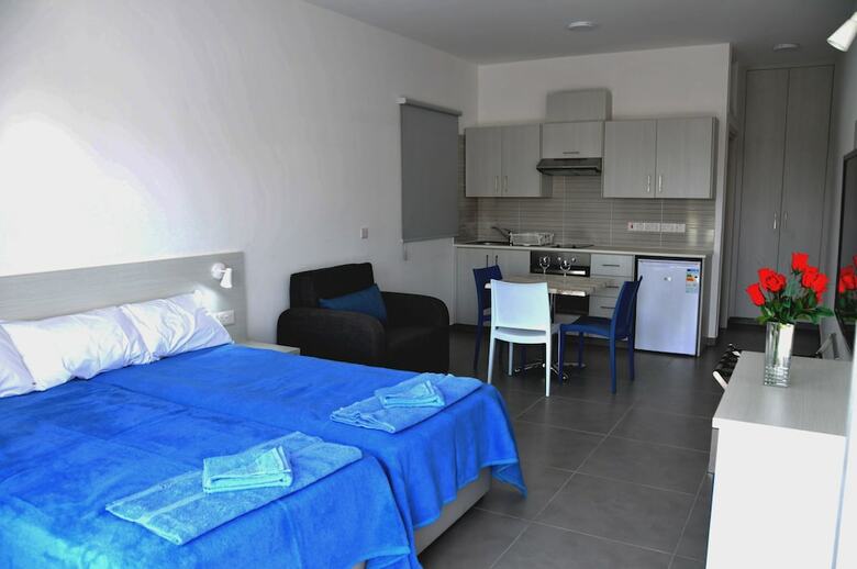 Kaos Hotel Apartments