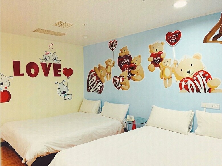 Hostal Easy Inn International Hostel