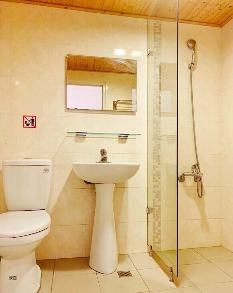 Hostal Easy Inn International Hostel