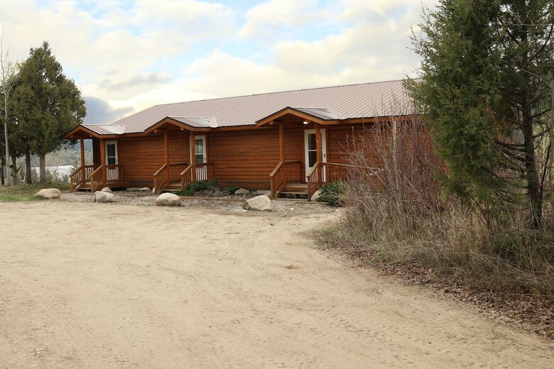 Hotel Half Moon Lake Lodge