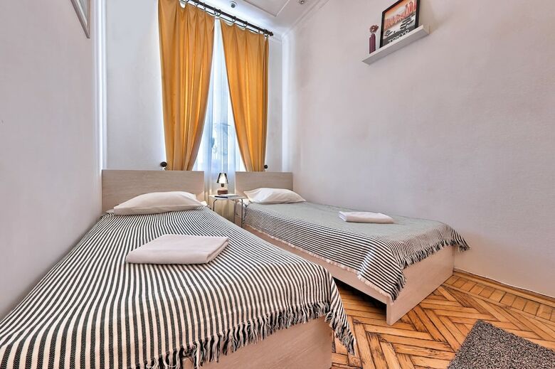 Zizu Hotel