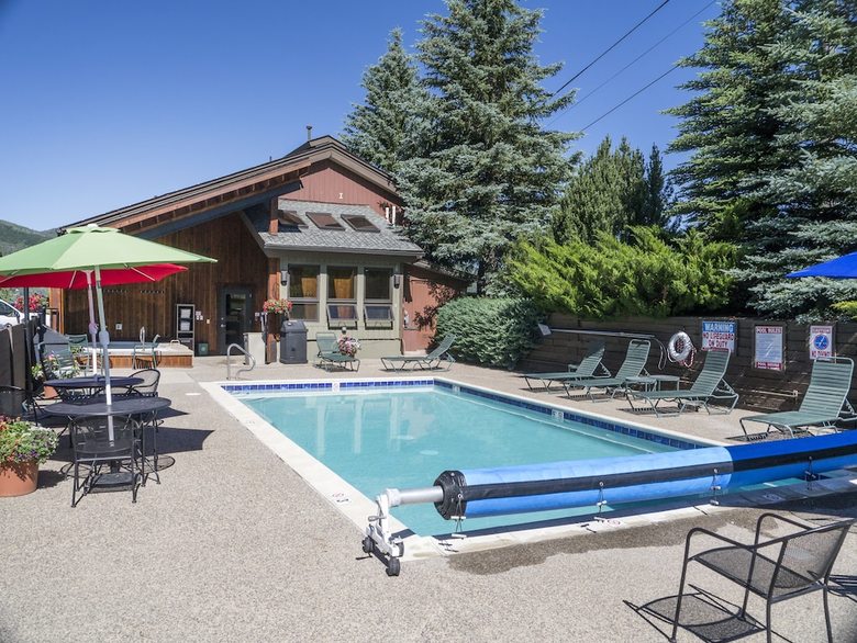 The West Condominiums By Steamboat Resorts