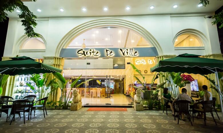 Hotel Suite de Ville Da Nang Beach