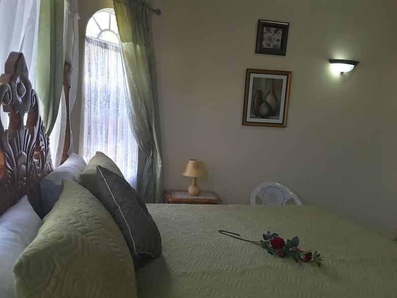 Hotel Cazwin Villa