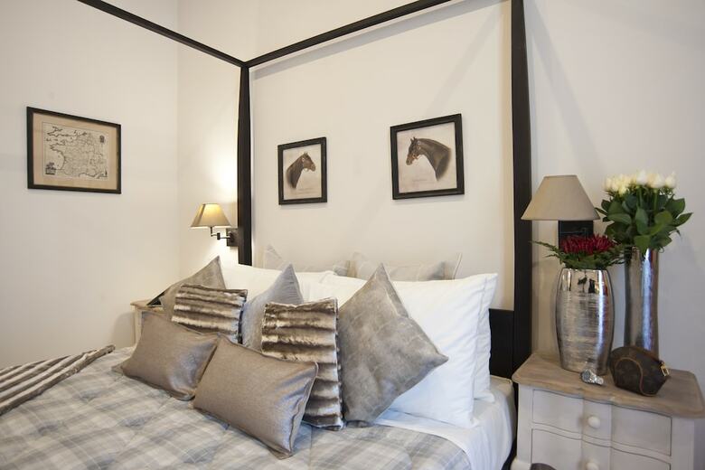 Town House 62