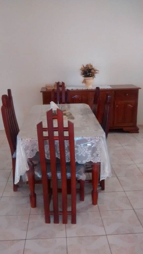 Hotel Treasure Bay Guesthouse