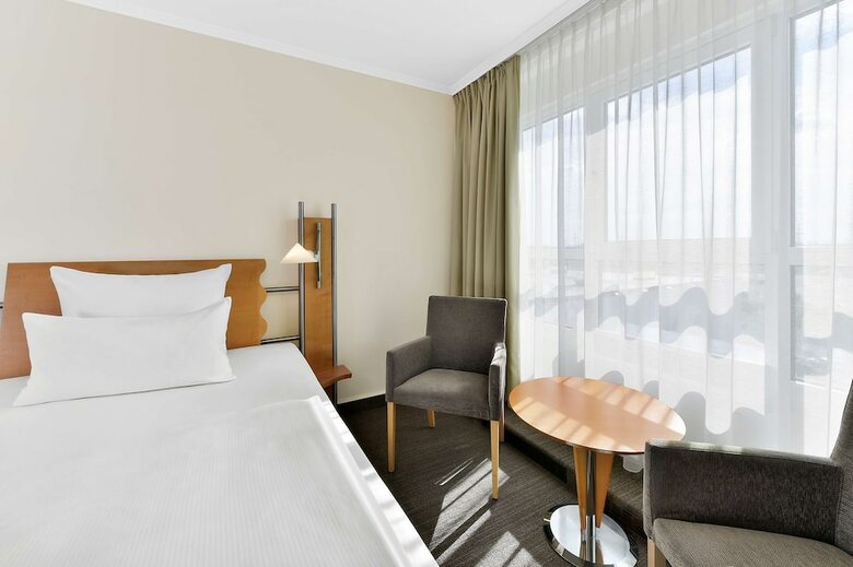 Hotel NH Mannheim-viernheim