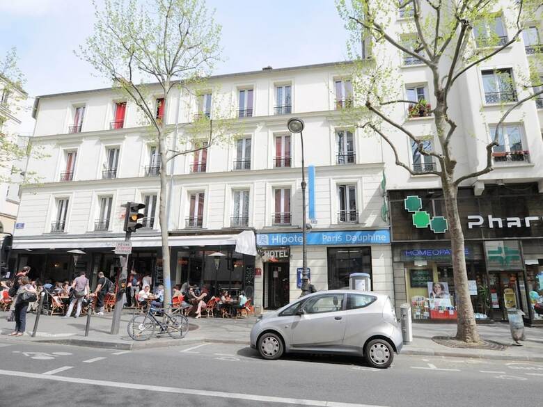 Hotel Hipotel Paris Gambetta Republique