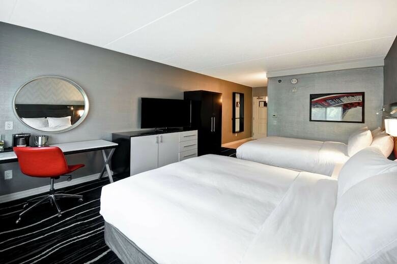 Hotel Doubletree By Hilton Deadwood At Cadillac Jack's