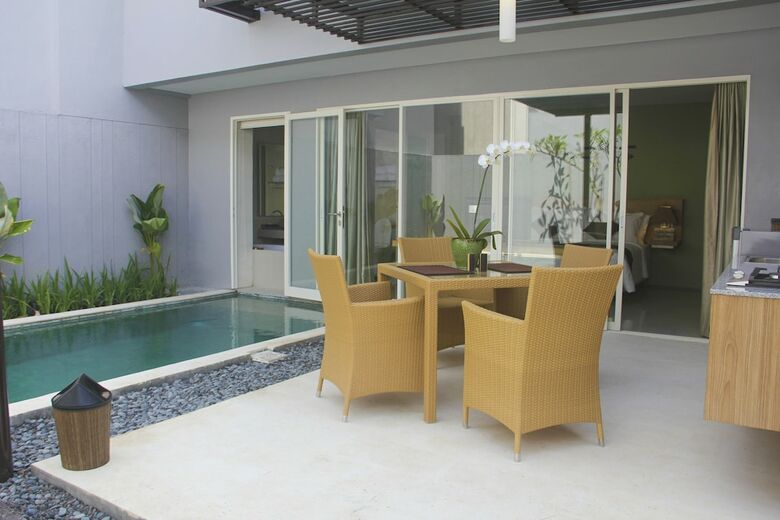 Garden Bay View Villas Nusa Dua