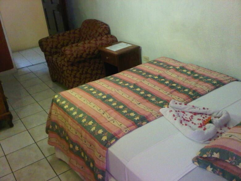 Hotel Treasure's Comfort Inn