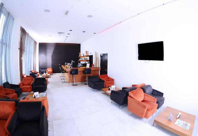 Hotel Ekuikui I