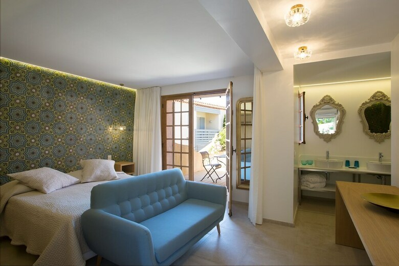 Hotel H�tel Les Capucines