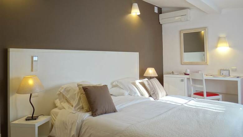 Hotel Authentic By Balladins Le Mas Des Ecureuils