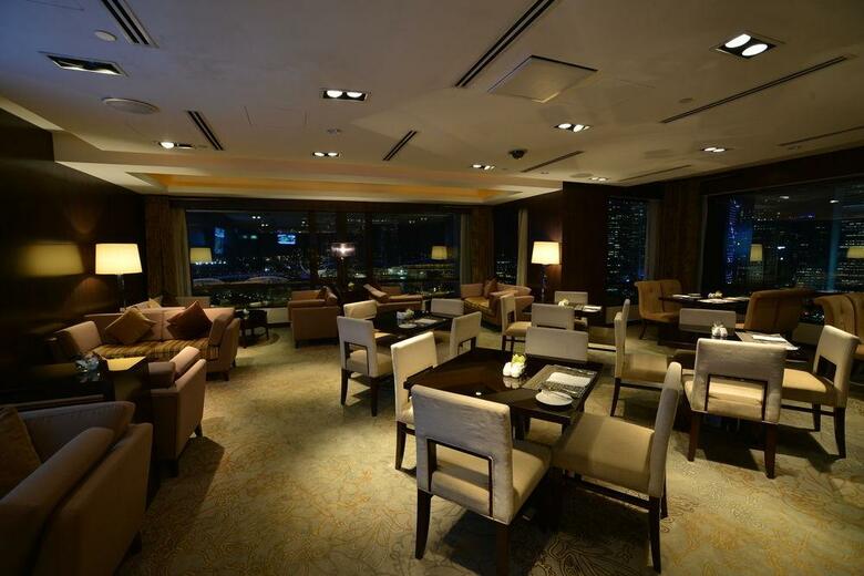 Peninsula Excelsior Hotel
