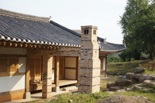 Hostal Korean Traditional House - Chungnokdang