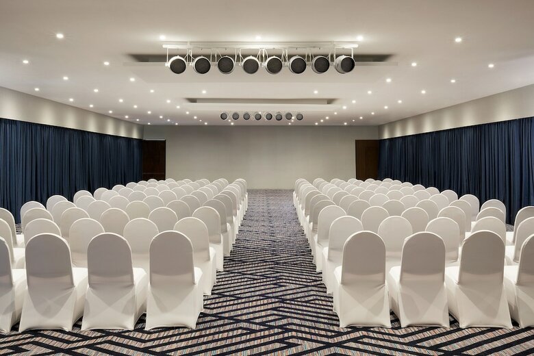 Hotel Four Points By Sheraton Dar Es Salaam New Africa