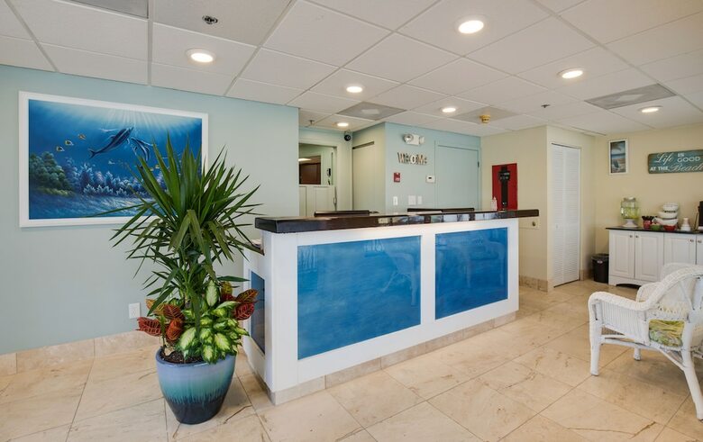 Pierview Hotel & Suites