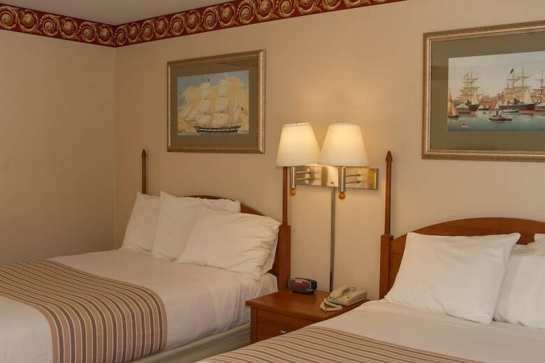 Hotel Flagship Inn And Suites