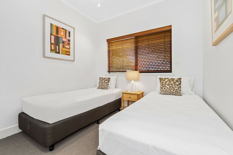 Apartamentos Mirra Chana