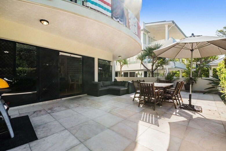 Apartamentos Mirra Chana