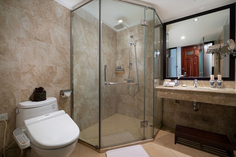 Essence Palace Hotel & Spa