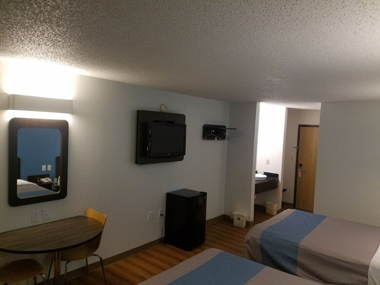 Hotel Motel 6 Indianapolis, In - Southport