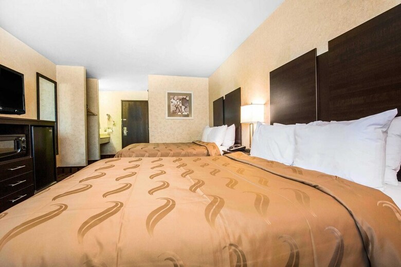 Hotel Quality Inn Monee I-57
