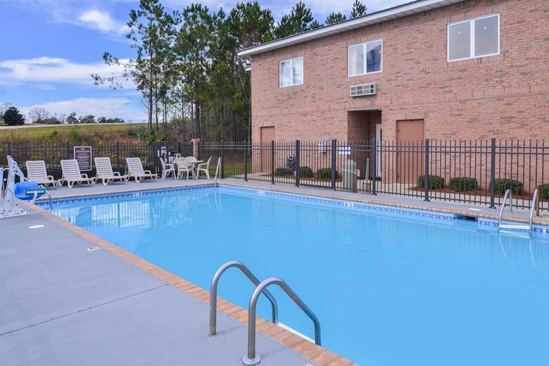 Hotel Americas Best Value Inn Wiggins