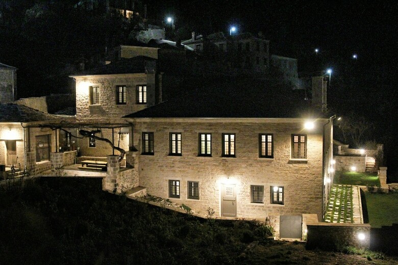 Hotel Apeiros Chora