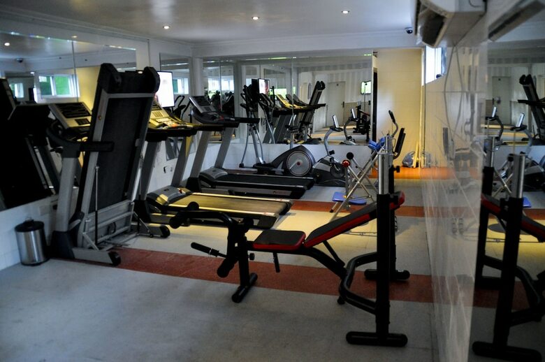 Hotel Caledonian Suites