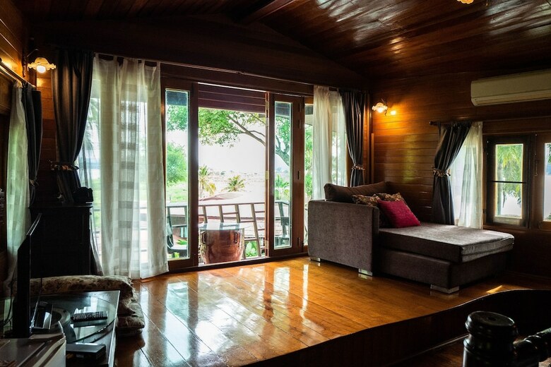 Apartamento Kaengkrachan Boathouse Paradise Resort
