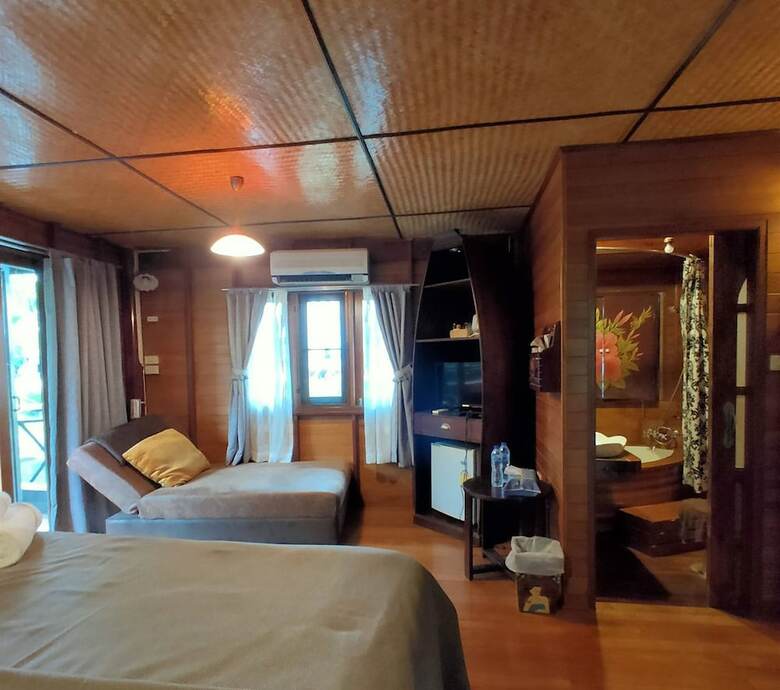 Apartamento Kaengkrachan Boathouse Paradise Resort
