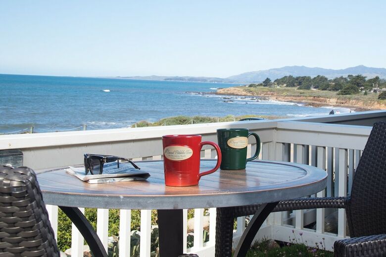 Hotel Sand Pebbles Inn