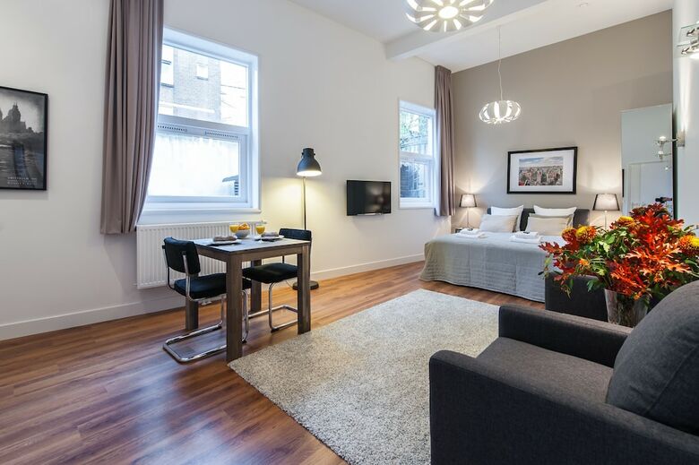 Apartamentos Short Stay Group Harbour Loft Studios