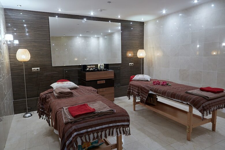 Sk Royal Hotel Tula