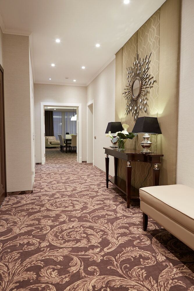 Sk Royal Hotel Tula