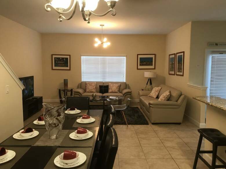 Paradise Palms Resort Orlando