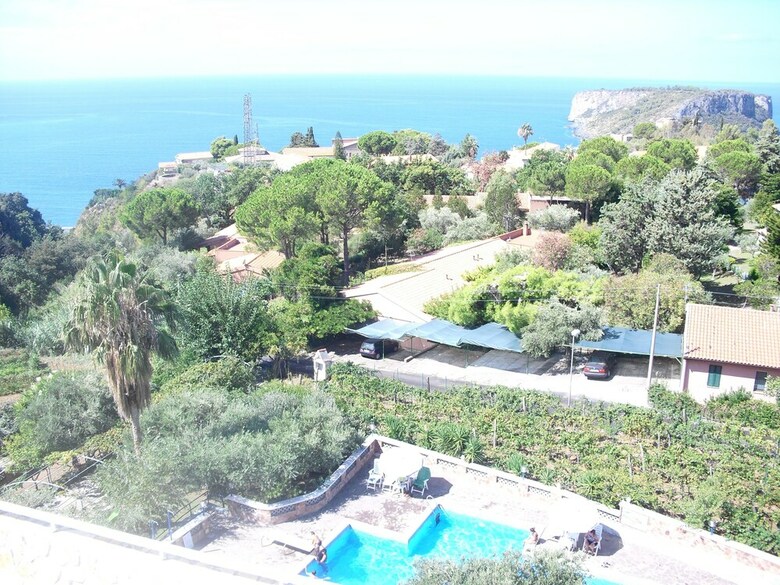 Hotel Blu Eden