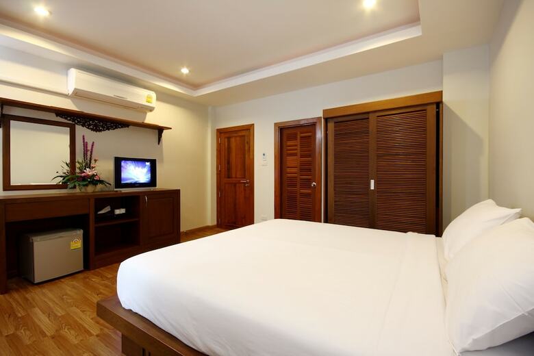 Hotel Kata Hiview Resort