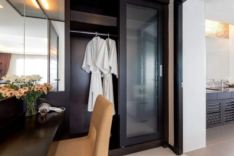 Hotel The Regent Phuket Serviced Apartment Kamala Beach