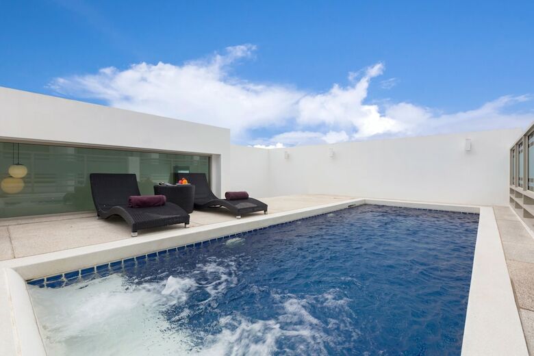 Hotel The Regent Phuket Serviced Apartment Kamala Beach