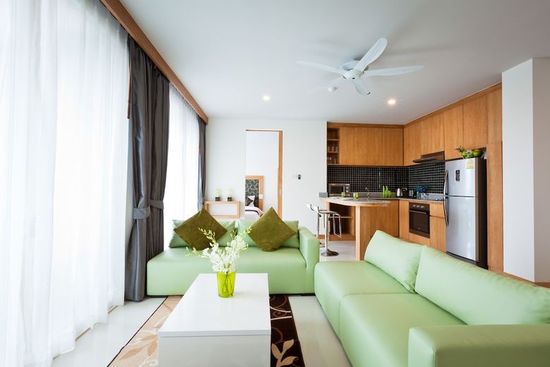 Aparthotel Grand Nai Harn Suites