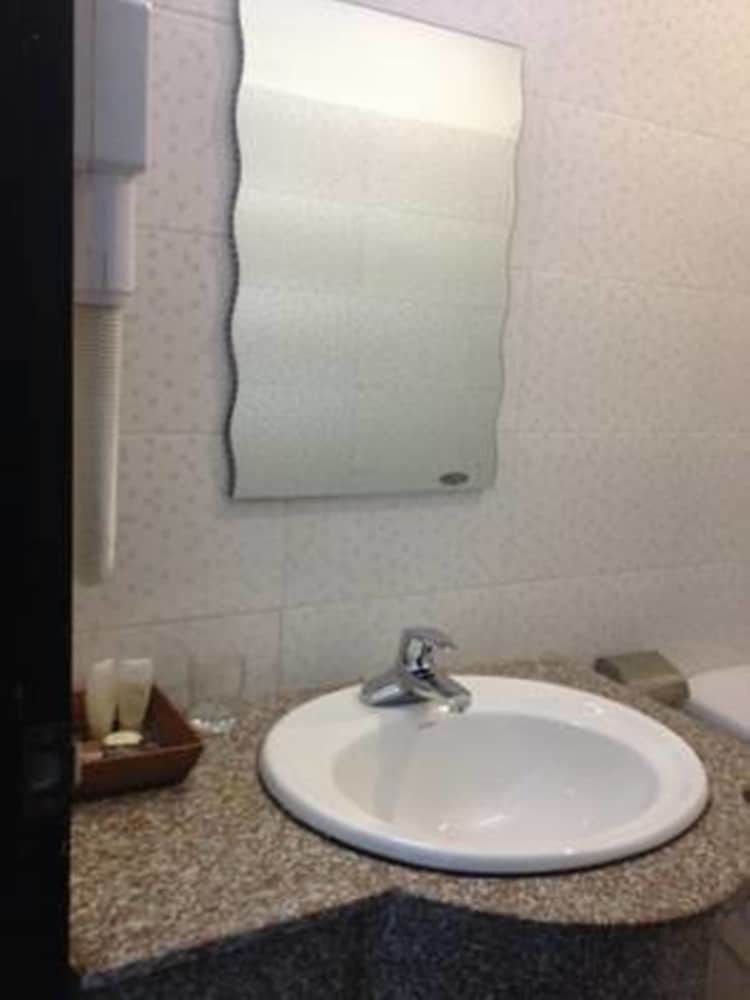 Blue Ocean II Hotel