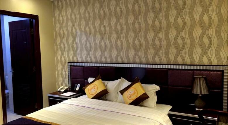 Bay Sydney Hotel